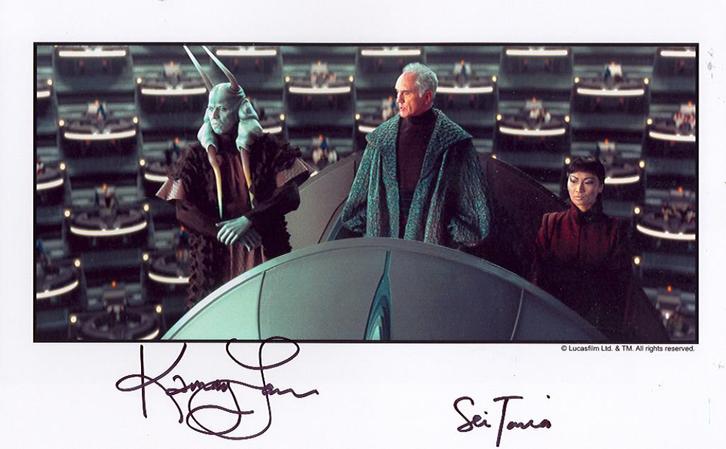 Gesigneerde foto's van Grace Kamay Lau, Verzamelen, Film en Tv, Nieuw, Film, Foto of Kaart, Verzenden