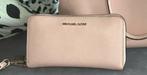 Michael kors portemonnee, Overige merken, Ophalen of Verzenden, Zo goed als nieuw, Roze