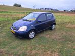 Toyota Yaris 1.3 16V Vvti 5DR 2005 Blauw, Voorwielaandrijving, 880 kg, 4 cilinders, Origineel Nederlands