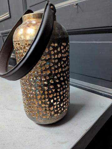 Lantaarn met lederen handvat - 30cm hoog beschikbaar voor biedingen