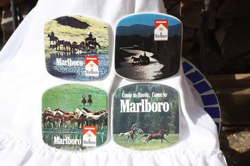 Set van 4 vintage onderzetters Marlboro sigaretten cowboy, Verzamelen, Merken en Reclamevoorwerpen, Gebruikt, Gebruiksvoorwerp