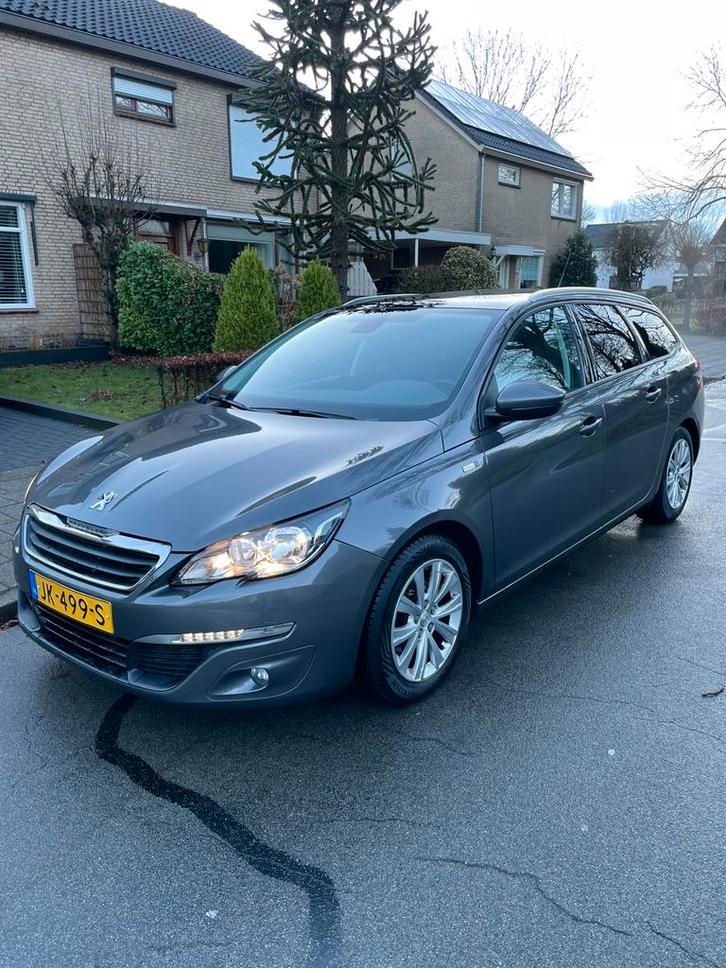 Peugeot 308 1.2 Puretech Gereviseerde Motor | Climate | Trek, Auto's, Peugeot, Particulier, ABS, Airbags, Airconditioning, Alarm