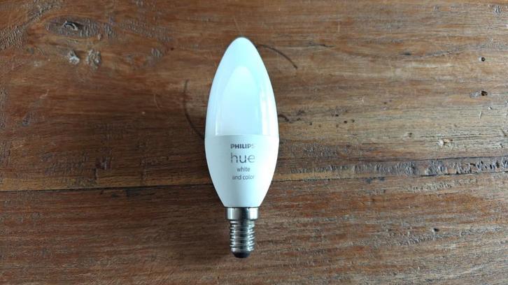 Philips Hue White and Color E14, Huis en Inrichting, Lampen | Losse lampen, Zo goed als nieuw, Led-lamp, Minder dan 30 watt, E14 (klein)