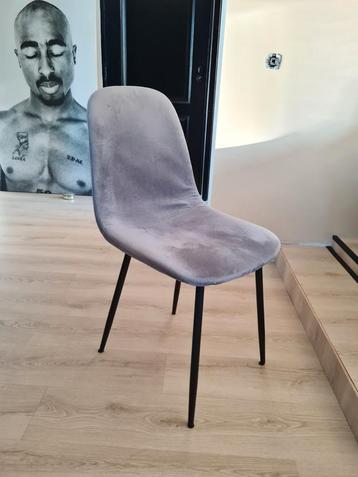 3 velvet eetstoelen