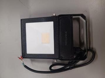 LED straler. 30W 3000K 3150Lm  beschikbaar voor biedingen