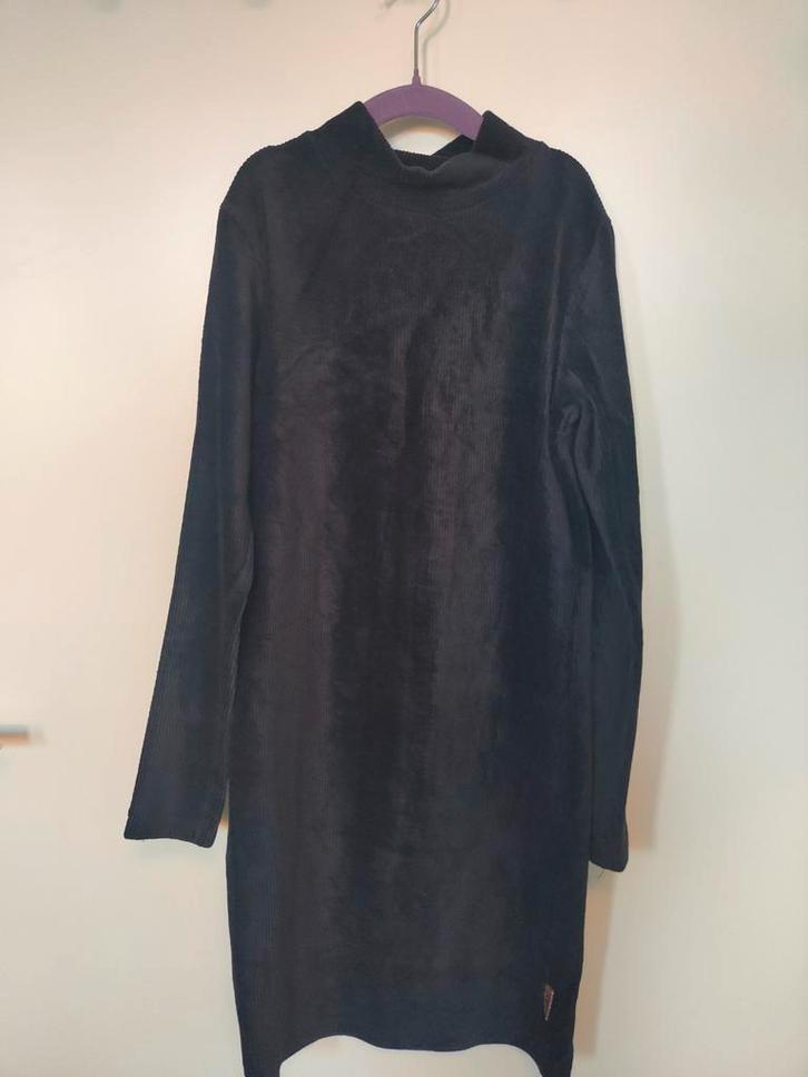 Diepzwarte jurk met rib, Europe Kids, maat 146-152, Kinderen en Baby's, Kinderkleding | Maat 146, Gebruikt, Meisje, Jurk of Rok