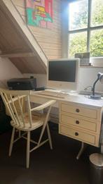 Eigentijds bureau plus bijpassende kledingkast, Ophalen, Gebruikt