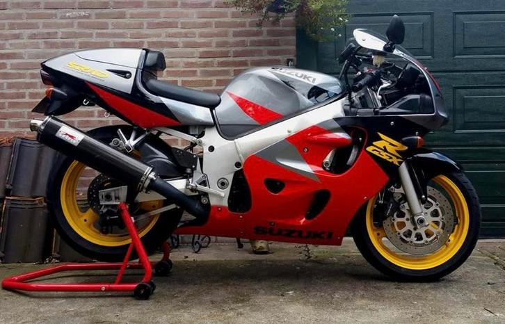 Suzuki GSX-R 600 SRAD, Motoren, Motoren | Suzuki, Particulier, Super Sport, meer dan 35 kW, 4 cilinders, Motorrijbewijs A, Sportuitlaat