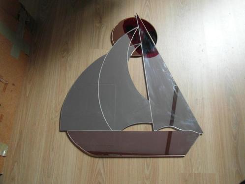 Vintage spiegel 3 kleuren in de vorm van een zeilboot, Huis en Inrichting, Woonaccessoires | Spiegels, Zo goed als nieuw, Minder dan 50 cm