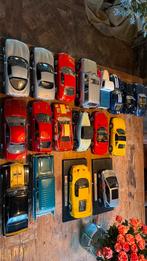 18 stuks 1:18 model auto`s te koop, Hobby en Vrije tijd, Modelauto's | 1:18, Ophalen, Zo goed als nieuw, Auto, Overige merken