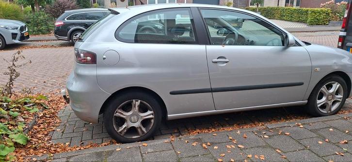 Seat Ibiza 1.4 16V 63KW 3DRS 2007 Grijs, Auto's, Seat, Particulier, Ibiza, Benzine, D, Hatchback, Handgeschakeld, Origineel Nederlands