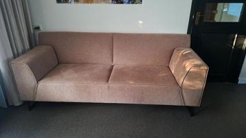 Rechte bank+losse hocker urban sofa beschikbaar voor biedingen