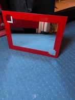 Rode Spiegel met Vierkante Accenten, Huis en Inrichting, Woonaccessoires | Spiegels, Ophalen, Zo goed als nieuw, Minder dan 100 cm