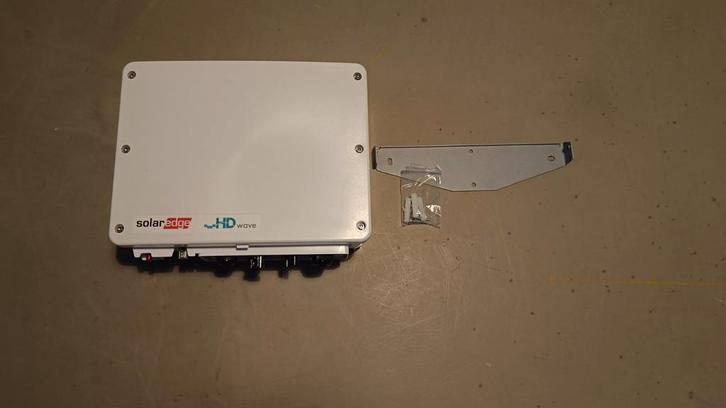 Solaredge SE5000H omvormer 1 fase 5,2k wp, Hobby en Vrije tijd, Elektronica-componenten, Zo goed als nieuw, Ophalen of Verzenden