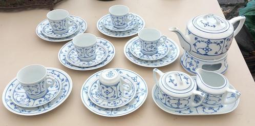 saks 6 ontbijtsets met theepot en roomstel, Huis en Inrichting, Keuken | Servies, Zo goed als nieuw, Compleet servies, Overige stijlen
