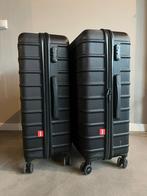 2x Grote Zwarte HEMA Koffer met TSA slot - 90 Liter, Ophalen, Hard kunststof, 45 tot 55 cm, 70 cm of meer