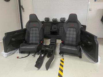 Vw golf 8 GTI USA Leer Alcantara Stof demo auto nieuw 5drs beschikbaar voor biedingen