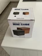 Karlsson Zwarte kubusKlok Mini Cube als nieuw in doos, Huis en Inrichting, Woonaccessoires | Klokken, Ophalen, Zo goed als nieuw