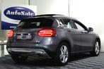 Mercedes-Benz GLA 180 Ambition AUT PANO NAV XENON STOELVW PD, Stof, Gebruikt, Zwart, 4 cilinders