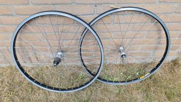 26 inch mtb wielset shimano dx 7 speed retro vintage beschikbaar voor biedingen