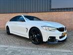 BMW 435i Gran Coupé | 2015 |Slechts 49.500 km| Bomvol opties, Auto's, Automaat, Achterwielaandrijving, Wit, Leder