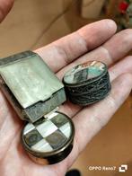 Pillen doosje antiek zilver .., Antiek en Kunst, Ophalen of Verzenden, Zilver