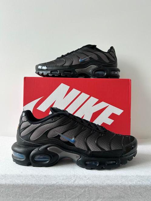 Nike Air Max Plus Black Diffused Blue (EU 42 / 43 / 44), Kleding | Heren, Schoenen, Nieuw, Sneakers of Gympen, Zwart, Ophalen of Verzenden