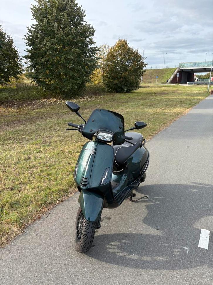 Custom Vespa sprint 2021 4t3v, Fietsen en Brommers, Scooters | Piaggio, Gebruikt, Overige modellen, Benzine, Ophalen