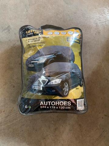 Autohoes beschikbaar voor biedingen