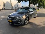 Opel Astra Sports Tourer 1.7 CDTi Cosmo CLIMA, Auto's, Opel, Euro 5, 4 cilinders, 1686 cc, Nieuw