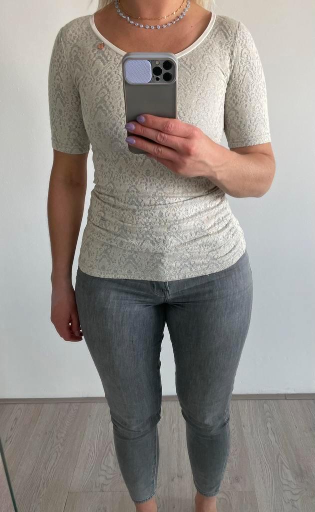Given top, Kleding | Dames, Tops, Nieuw, Maat 34 (XS) of kleiner, Grijs, Korte mouw, Ophalen of Verzenden