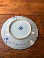 Oud Chinees bord met blauwe decoratie, Ophalen of Verzenden