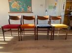 Vier vintage teakhouten stoelen met wollen bekleding, Huis en Inrichting, Stoelen, Ophalen, Gebruikt, Overige kleuren, Vier