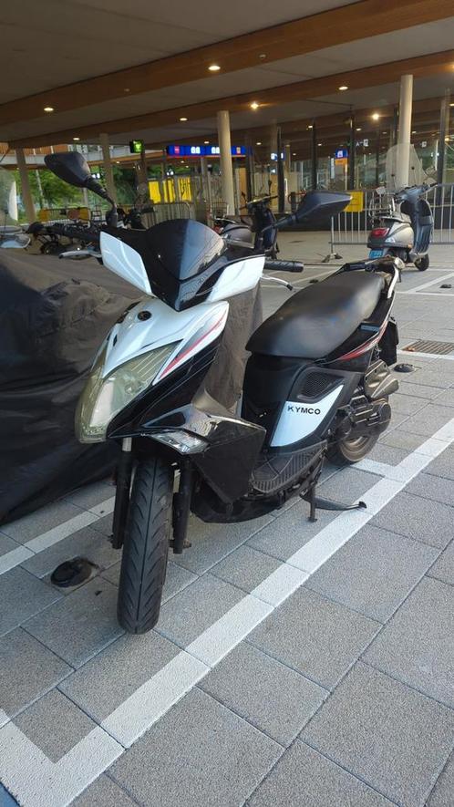 Kymco Super 8 50cc 4 takt 2013 met schade, Fietsen en Brommers, Scooters | Kymco, Gebruikt, Super 8, Maximaal 45 km/u, Benzine