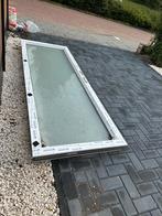 Nieuw kunststof kozijn met tripple mat glas, Doe-het-zelf en Verbouw, Kozijnen en Schuifpuien, Kunststof, Raamkozijn, Nieuw, Inclusief glas