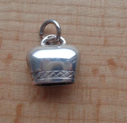 zilveren vintage bedel koe bel [179], Sieraden, Tassen en Uiterlijk, Bedels, Zo goed als nieuw, Overige merken, Zilver, 1 bedel