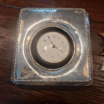 zilveren horloge standaard antiek beschikbaar voor biedingen
