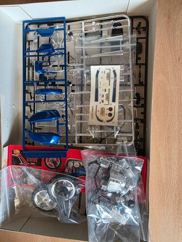 HONDA  CB 900 F SCALE 1/15 . beschikbaar voor biedingen