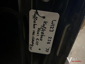 Mercedes W123 1978  Kofferbakdeksel Achterklep  beschikbaar voor biedingen