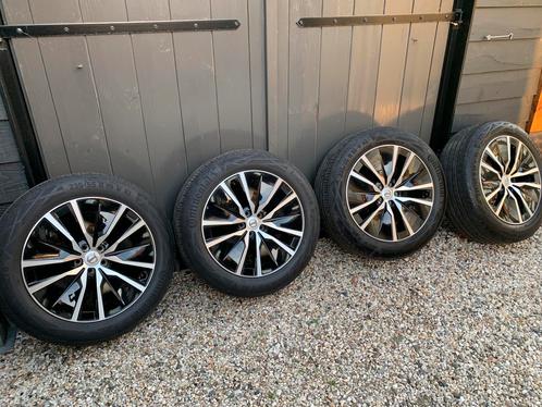 Te koop super mooie set 19 inch Volvo velgen XC 90, Auto-onderdelen, Banden en Velgen, Banden en Velgen, Zomerbanden, 19 inch