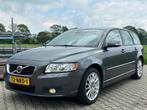 Volvo V50 2.0 145PK SPORT 2010 NW MOTOR 139.00KM XENON LEDER, Gebruikt, Particulier, 1279 kg, Zilver of Grijs