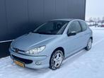 Peugeot 206 1.4 2006 Air-line Airco Trekhaak (bj 2006), Auto's, 31 €/maand, 4 cilinders, Origineel Nederlands, 75 pk