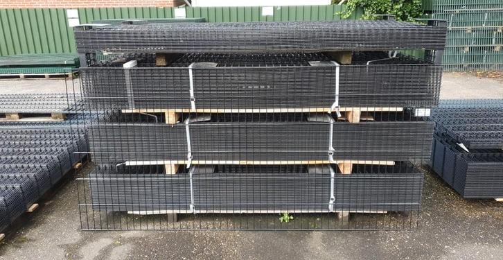 100m 656 dubbelstaafmat 120cm hoog Zwart Opruiming, Tuin en Terras, Tuinhekken en Hekwerk, Nieuw, Dubbelstaafmat hekwerk, IJzer