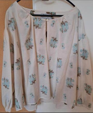 Te koop nieuwe blouse van Nukus, S. beschikbaar voor biedingen