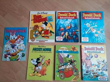Donald Duck vakantieboeken + Dagobert, Mickey, Katrien etc  beschikbaar voor biedingen