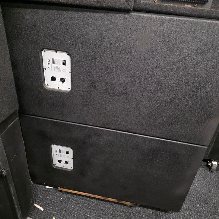 SEEBURG ACOUSTIC LINE B1502 dubbel 15 inch subs 1000 watt, Audio, Tv en Foto, Luidsprekers, Gebruikt, Subwoofer, 120 watt of meer