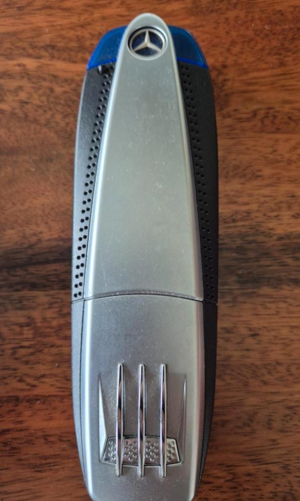 Mercedes Benz Bluetooth telefoonmodule / cradle, Auto diversen, Autonavigatie, Zo goed als nieuw, Ophalen of Verzenden