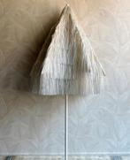 Vintage witte parasol met franjes Ø150 cm, Tuin en Terras, Parasols, -, -, Ophalen of Verzenden, Zo goed als nieuw