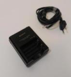 Sony Ni-MH batterijlader voor AA en AAA batterijen, Ophalen of Verzenden, Zo goed als nieuw