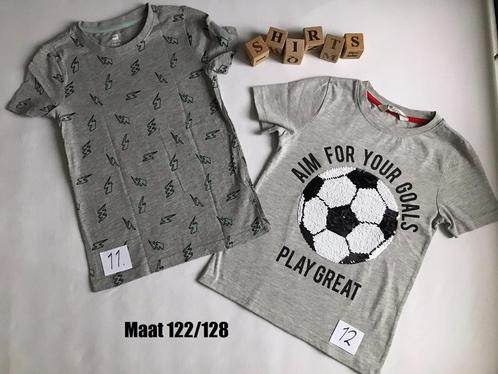 2 Stuks:Grijs gemêleerde shirtjes Hema - maat: 122/128 bliks, Kinderen en Baby's, Kinderkleding | Maat 122, Zo goed als nieuw